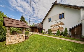 Havlovice, ubytování u dřevěné Lávky, okres Trutnov